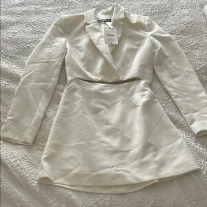 White Sheath Dress with Plunge Neckline and Long Cuffed Sleeves for Cocktail